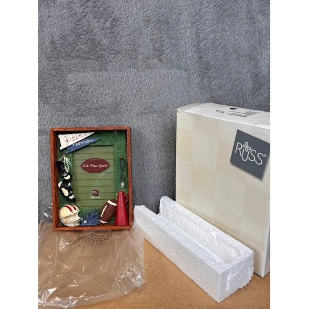 Russ Berrie Olde‎ Time Sports Football Shadowbox Frame Handpainted 3.5x5 14129
